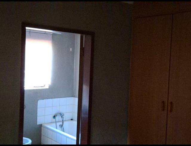 3 BEDROOM HOUSE FOR SALE IN SOSHANGUVE EAST